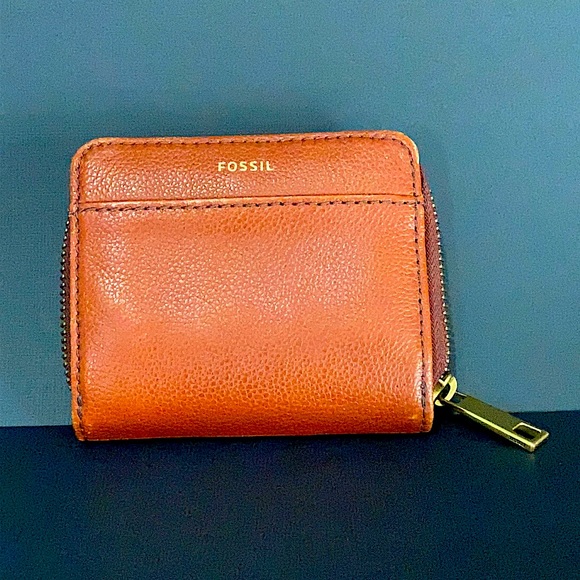 Fossil Bags Fossil Evelyn Bifold Wallet Poshmark